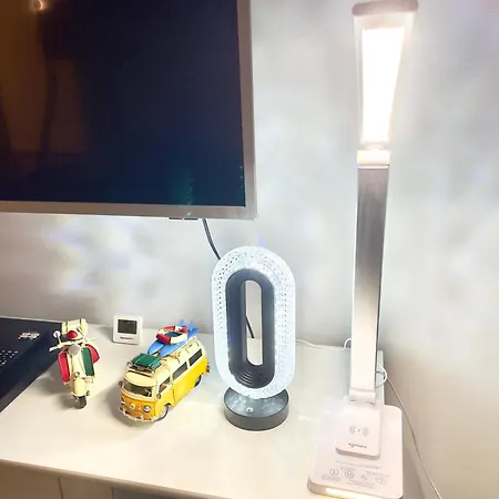 Modern Urban S-bahn 27qm For 6 Persons Mercedes-benz *