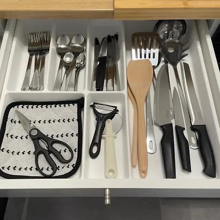 Modern Urban S-bahn 27qm For 6 Persons Mercedes-benz Magstadt