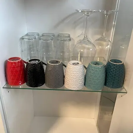 Modern Urban S-bahn 27qm For 6 Persons Mercedes-benz Magstadt