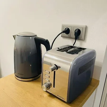 Modern Urban S-bahn 27qm For 6 Persons Mercedes-benz *