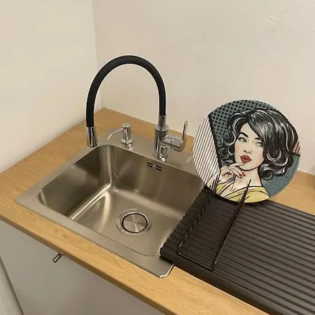 Modern Urban S-bahn 27qm For 6 Persons Mercedes-benz アパート Magstadt